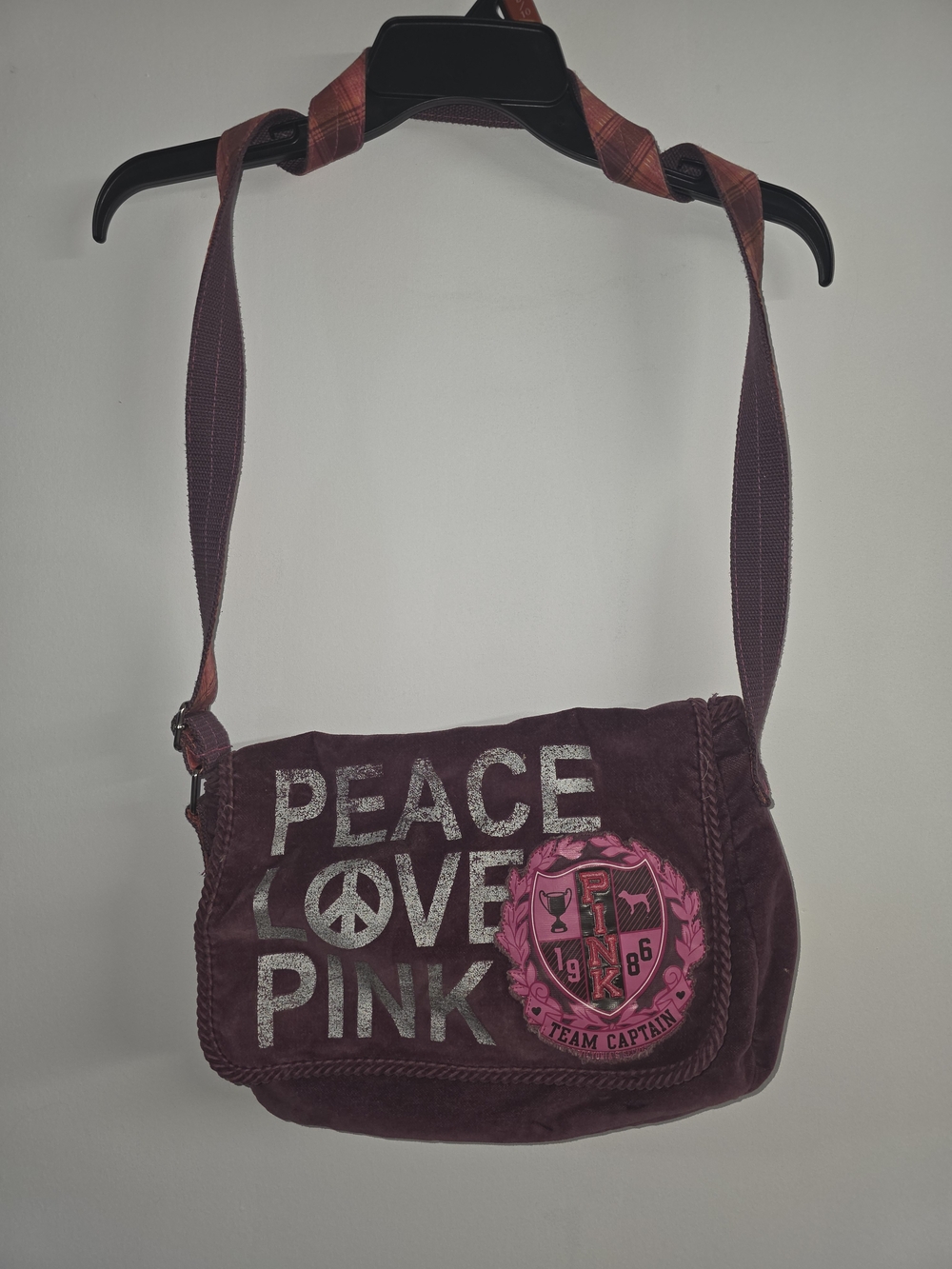 VS PINK Vintage Messenger Bag Peace, Love, Pink, University Crossbody Y2K
